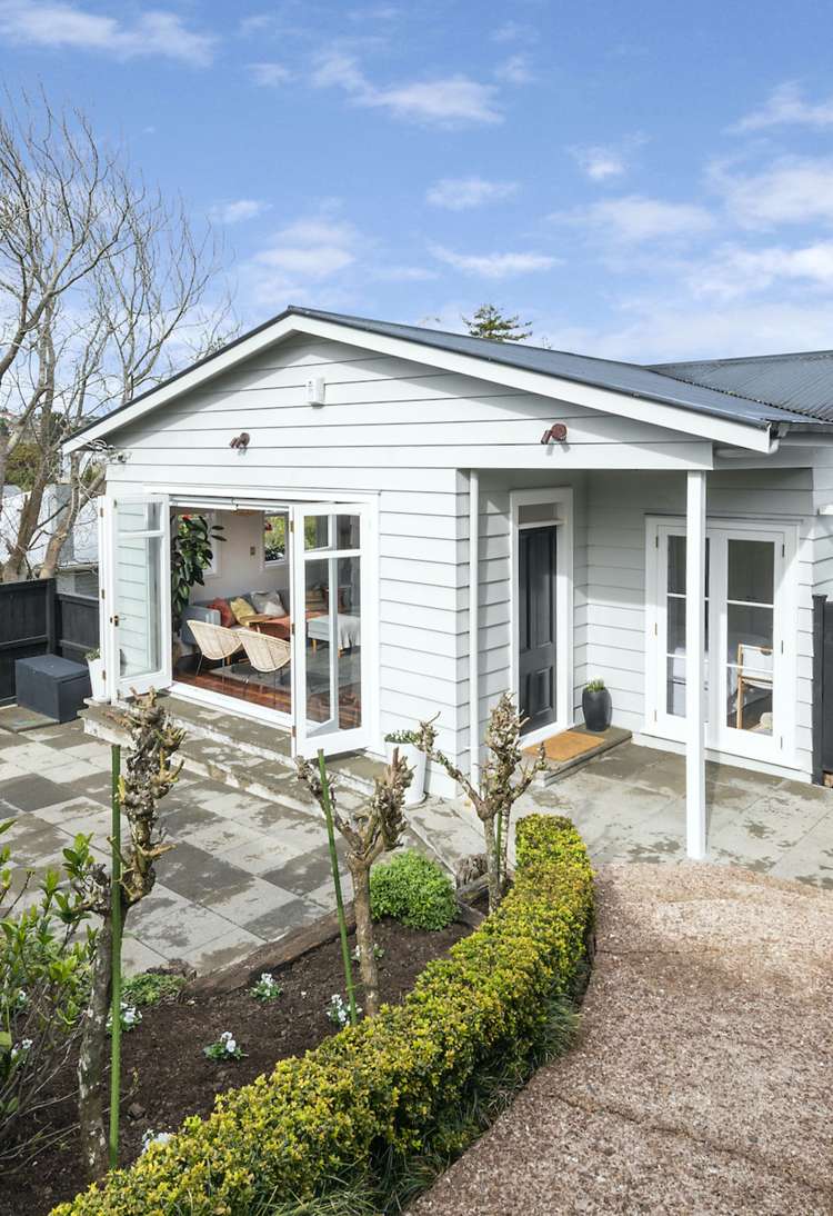 1/85 Beach Road Mellons Bay_20