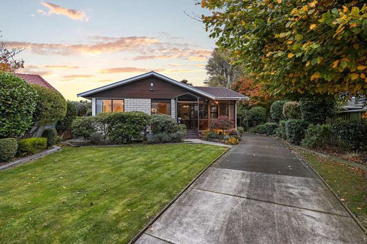 17 Wyatt Place Russley_18