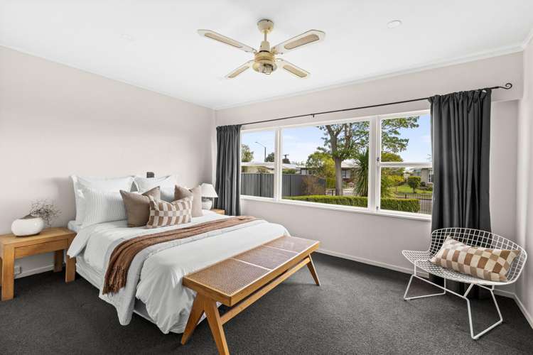 218 Sunnybank Crescent Camberley_13