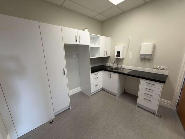 Part Level 2, 20 Alma Street Hamilton City Central_7