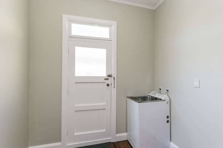 59 Severn Street Island Bay_11