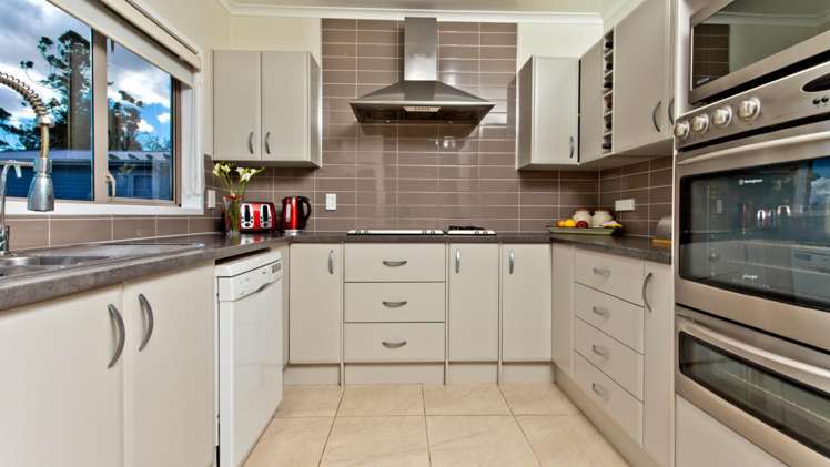 212 East Coast Road Forrest Hill_7