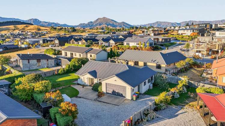 7 Perrow Street Wanaka_15