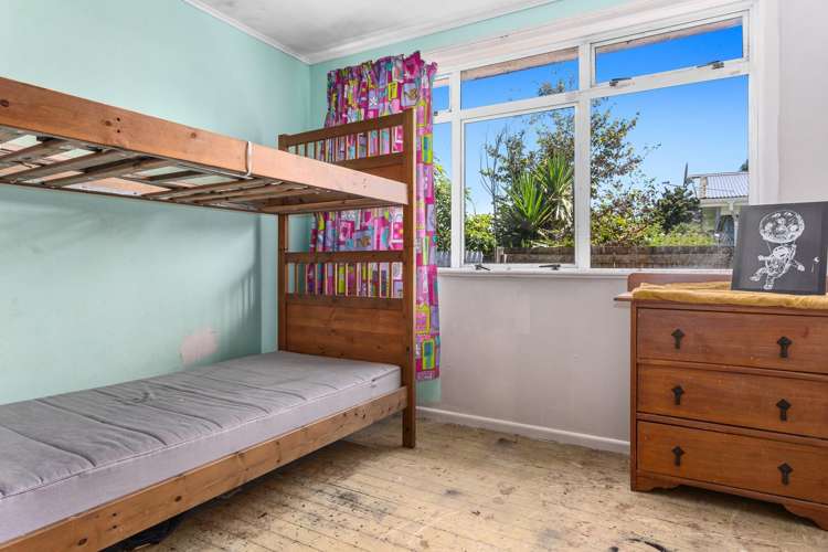 2 Cobham Street Taneatua_6