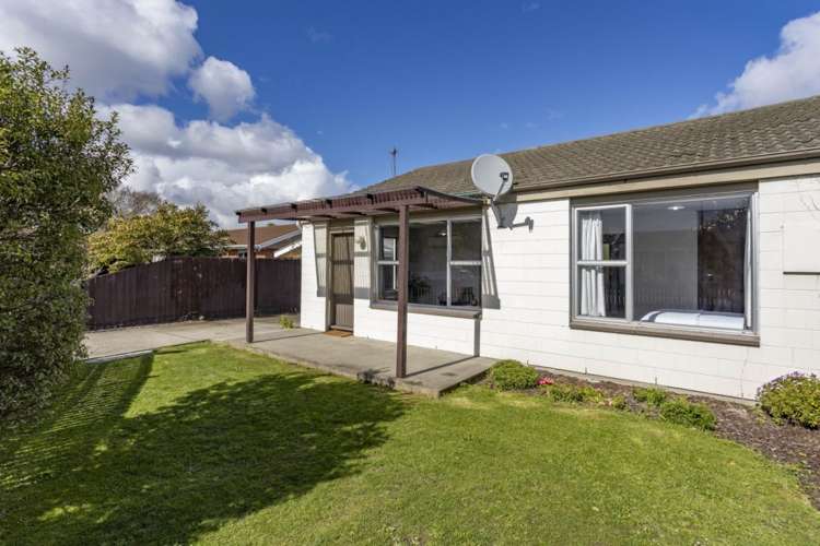 1/6 Quinton Place Bishopdale_21