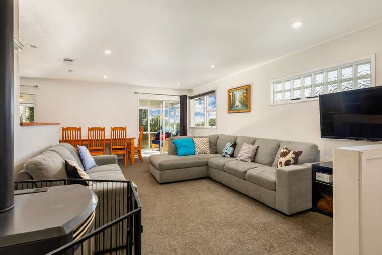 36 Lemnos Place Titirangi_4