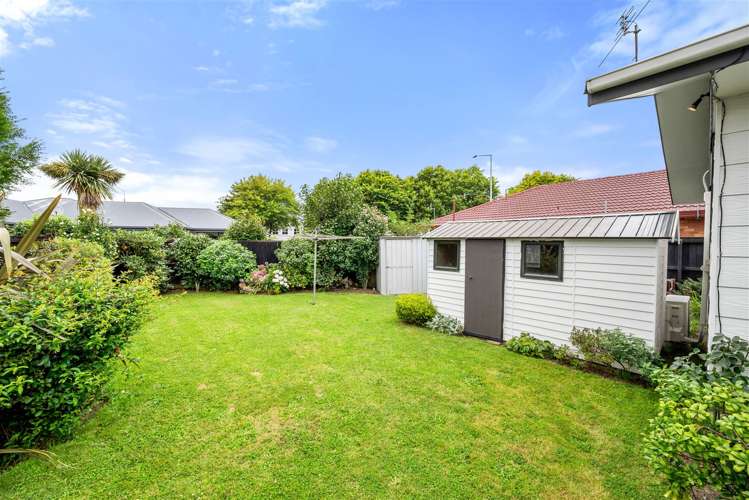 2/4 Armilla Lane Hei Hei_17