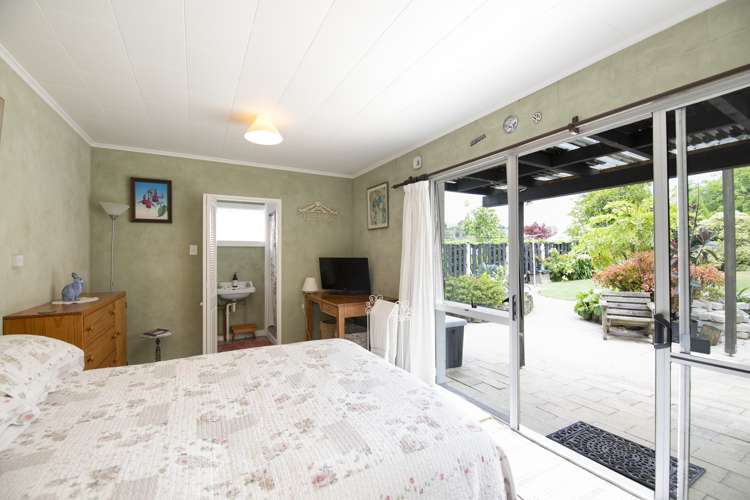 7 Ewan Place Taradale_13