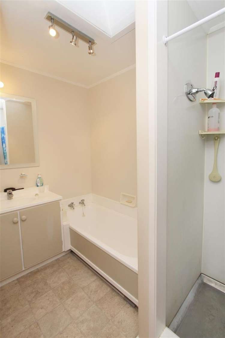 1 Edgewater Grove Orewa_9
