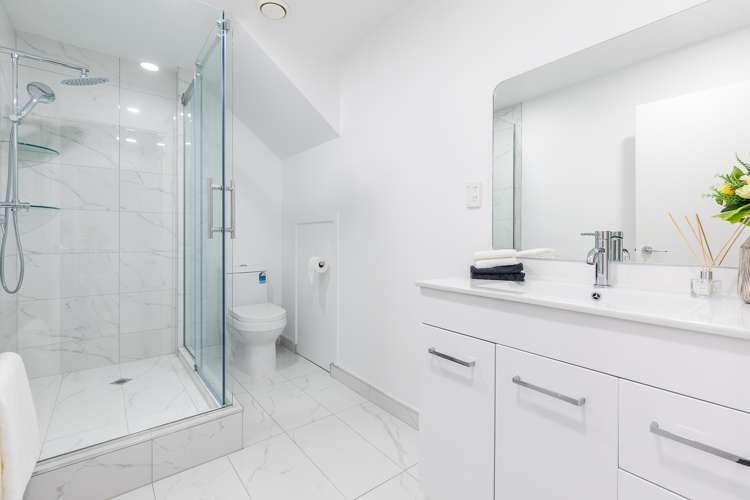 E/4 Lorne Street Auckland Central_13