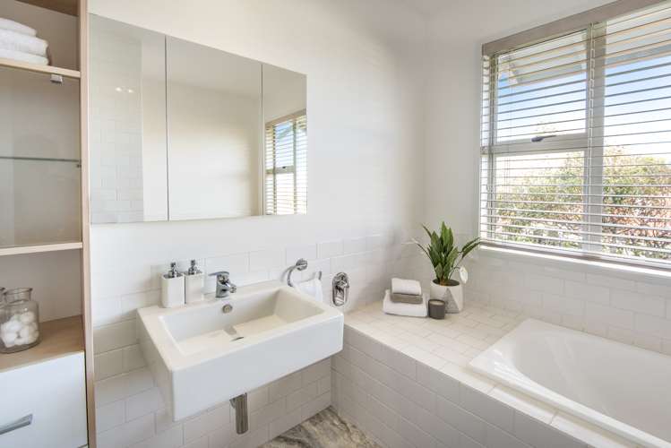 7 Maleme Avenue Belmont_13