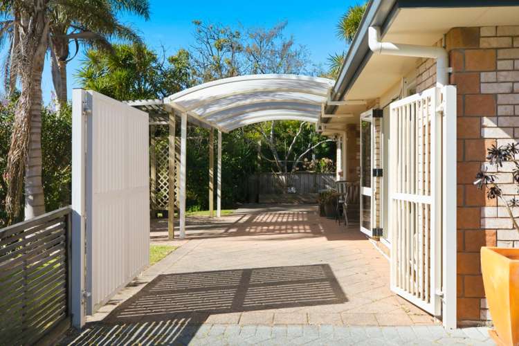 18 Bateleur Close Welcome Bay_16