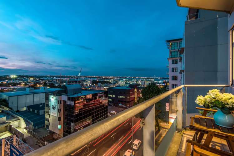 5h/205 Hobson Street Auckland Central_16