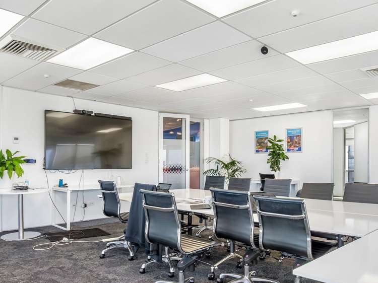 Tenancy 2/100 Carlton Gore Road Newmarket_10
