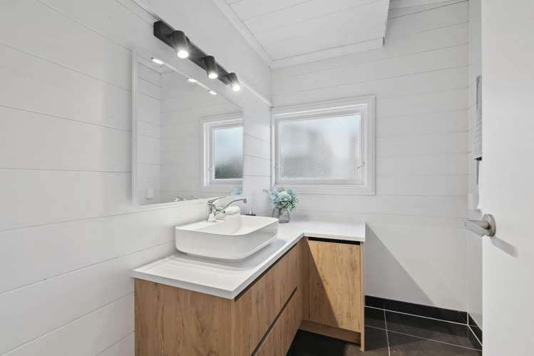 20 Cherry Road Bucklands Beach_18