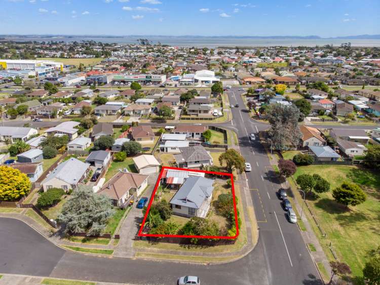 56 Sharland Avenue Manurewa_9