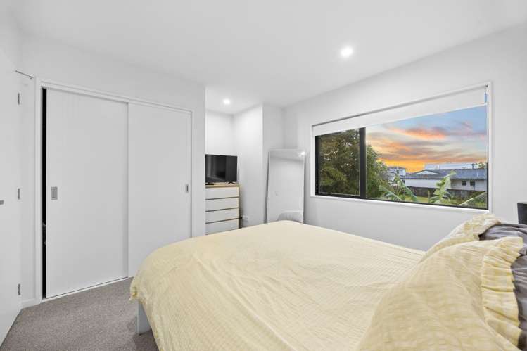 5/9 Flanshaw Road Te Atatu South_15