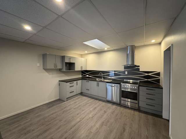 24 Thackers Quay Woolston_2