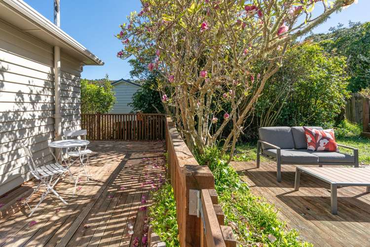 27 Victory Avenue Karori_12