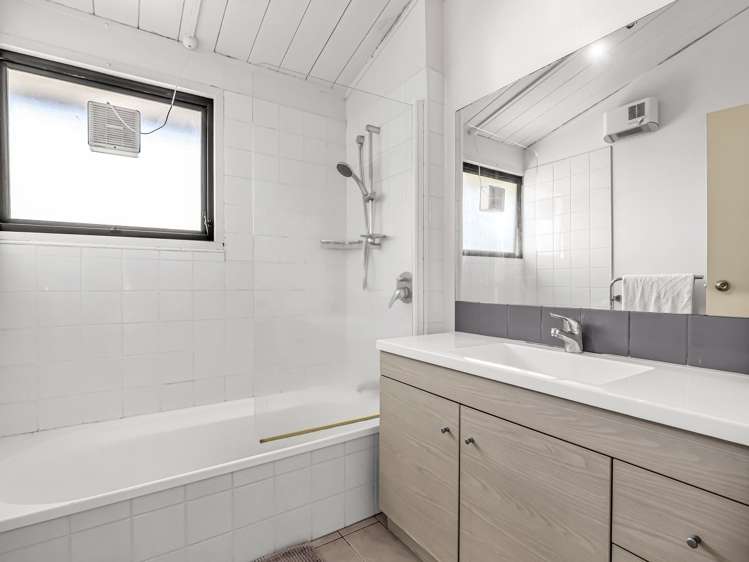 32A William Souter Street Forrest Hill_26