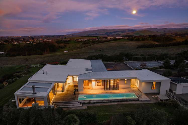 127 Fairbourne Drive Fairhall_4