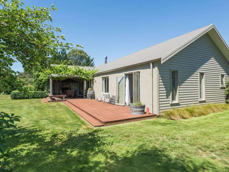 1172 Woodfields Road Cust_23