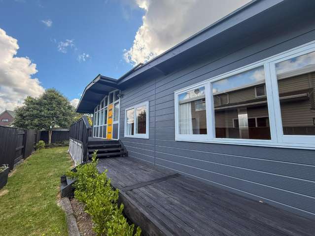 Fully Furnished, Warm & Comfortable Living