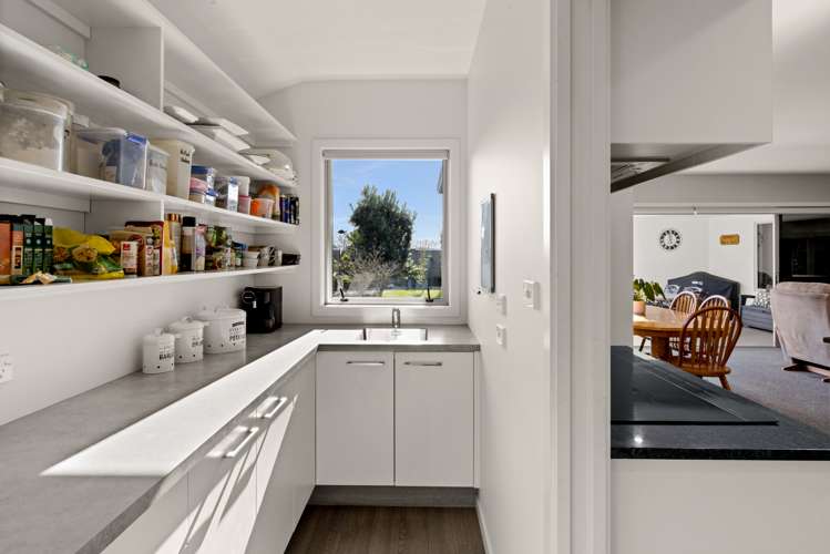 12 Wanaka Place Poraiti_5