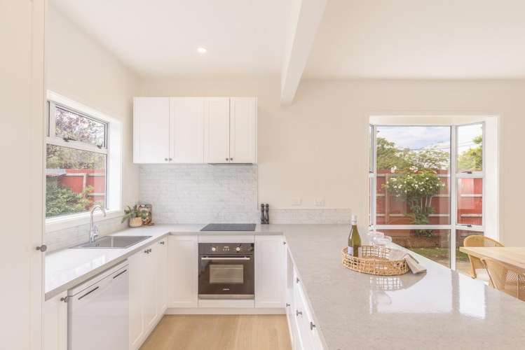 65 Randolph Steet Woolston_3