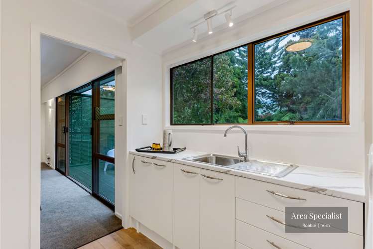 3/7 Cezanne Place New Lynn_12