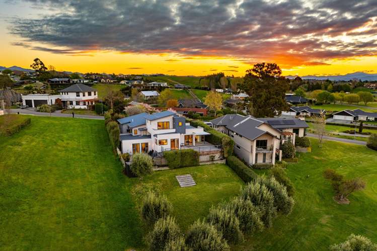 17 Pine Hill Rise Fairhall_4