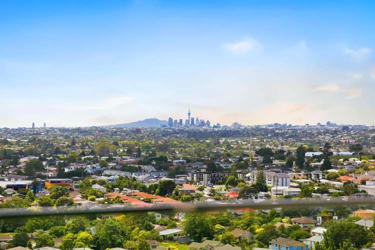 904/8 Waikumete Road Glen Eden_31