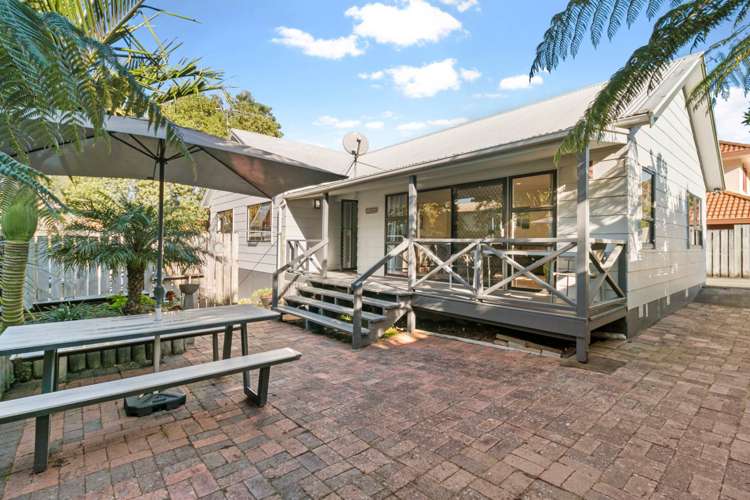 2094b Great North Road Avondale_1