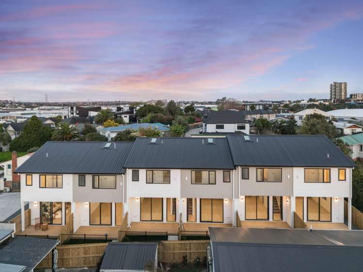 7/16 Binsted Road New Lynn_17