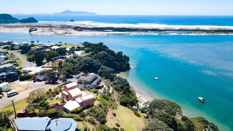 36 Findlay Street Mangawhai Heads_17