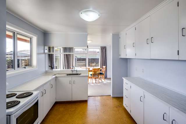 4 Lyttelton Crescent Tamatea_3