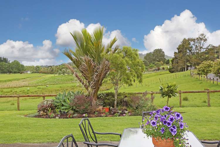 57 Old Barn Road Opaheke_11