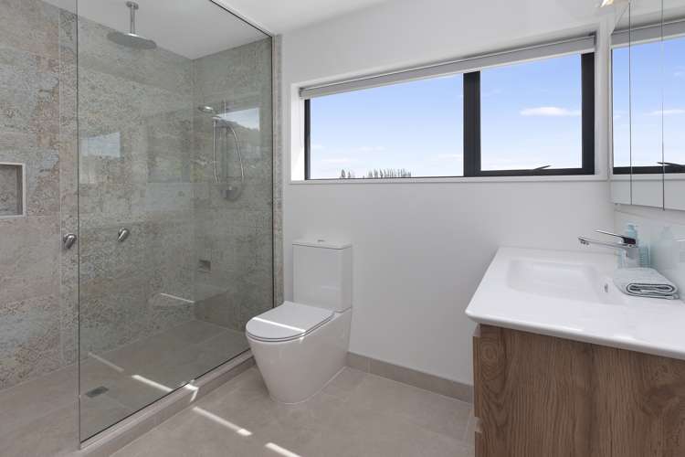 27 Long Acre Drive Cracroft_16