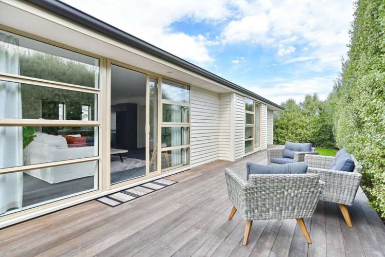 24 Wildberry Street Woolston_1