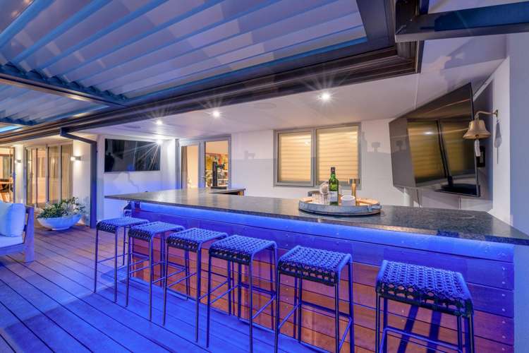 2 Waterstock Way Waitikiri_38