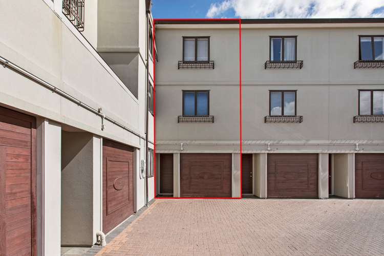 14/25 Rossmay Terrace Mount Eden_1