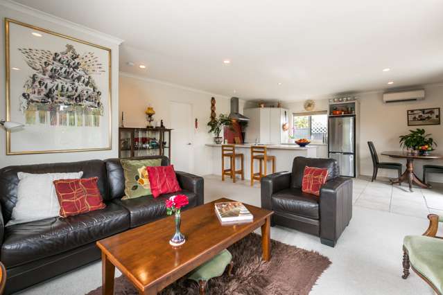 7a Warwick Crescent Taradale_1