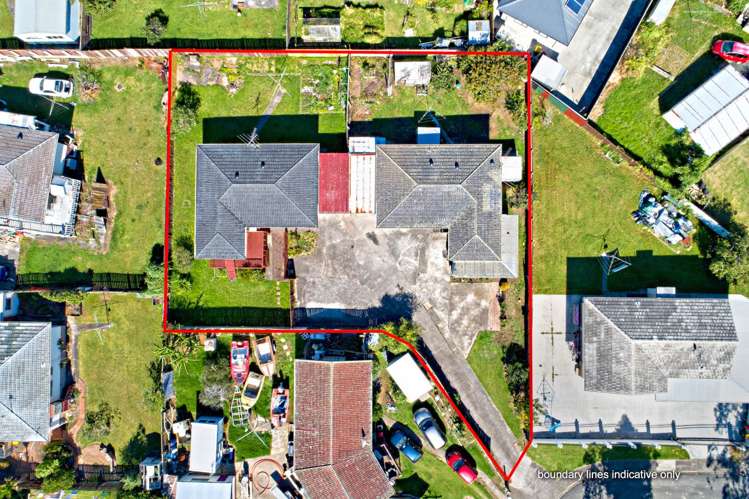 1/5 Astral Place Clover Park_23