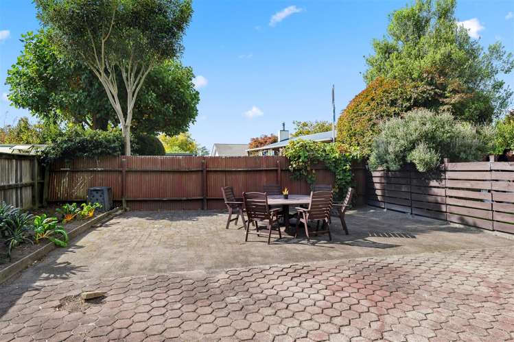 8 Thackeray Place Owhata_12