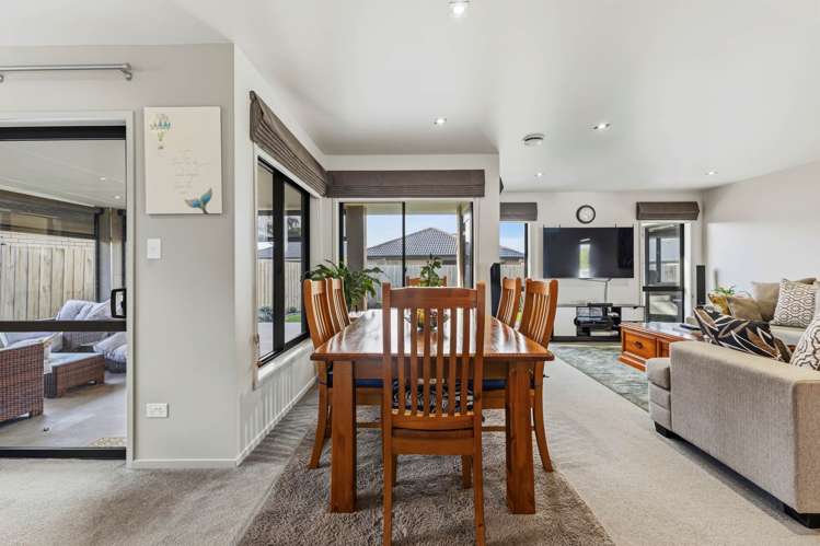 32 Ripple Grove Waiuku_4