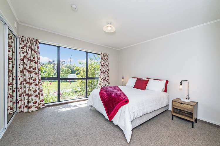 1 Devon Crescent Darfield_11