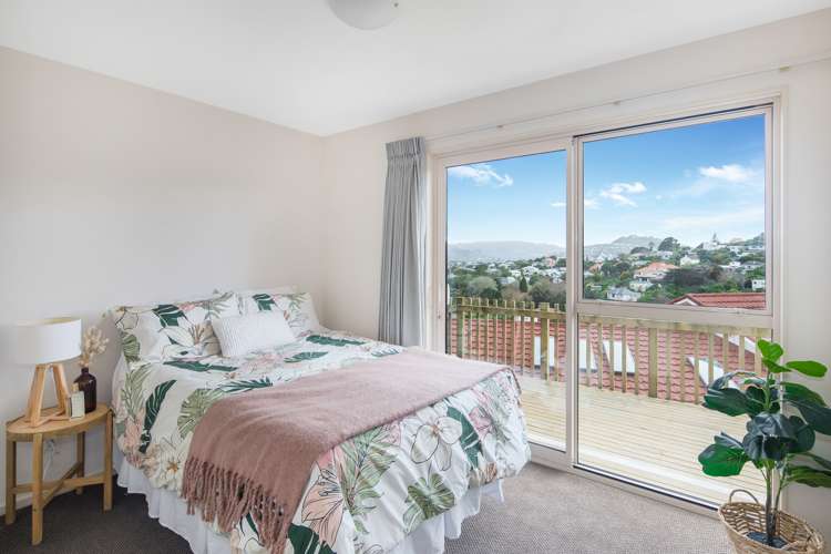 6 Wrights Hill Road Karori_5