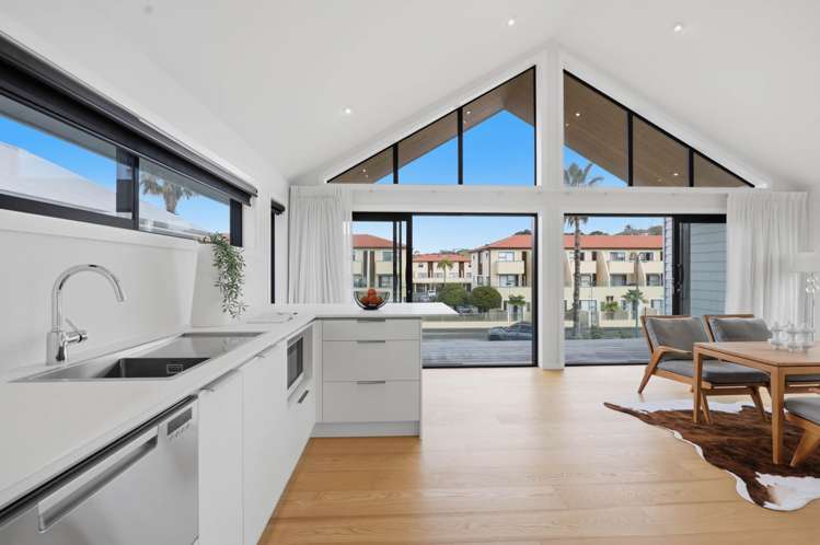 17 Rue d'Amarres Gulf Harbour_14