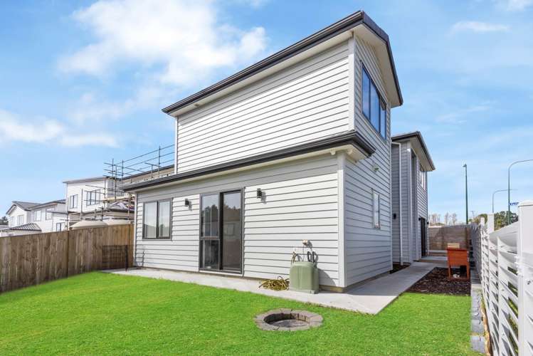 77 Rashni Road Flat Bush_17