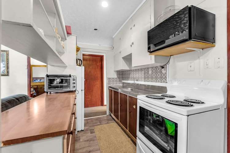 2/139 Shirley Road Papatoetoe_6